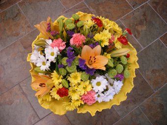 Ramo primaveral de flor variada